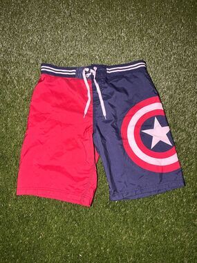 Marvel Red and Navy Men’s XL Captain America Swim Shorts